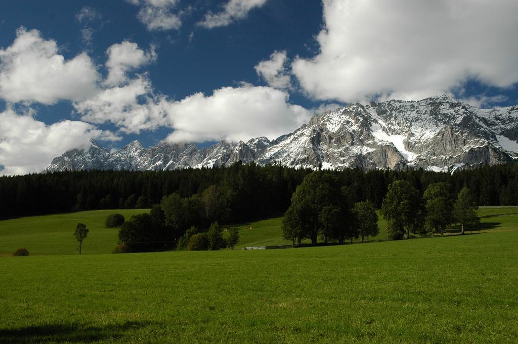 Jagerhaeusl Bed & Breakfast Ramsau am Dachstein Exterior photo