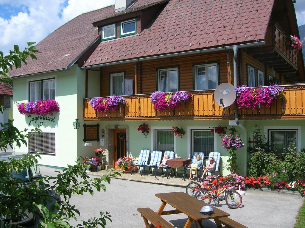 Jagerhaeusl Bed & Breakfast Ramsau am Dachstein Exterior photo